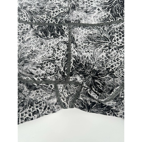 Lululemon Wunder Under Crop 21" - Picture 9 of 9